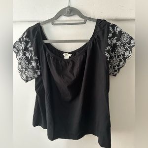 H&M off the shoulder cotton top black with embroider sleeves